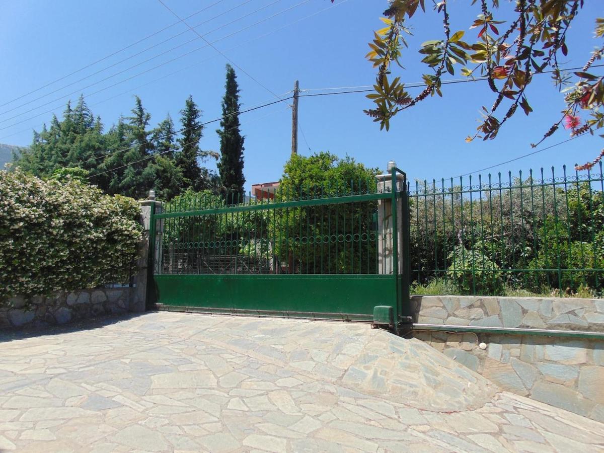 Epidaurus Small Theater Apartment מראה חיצוני תמונה