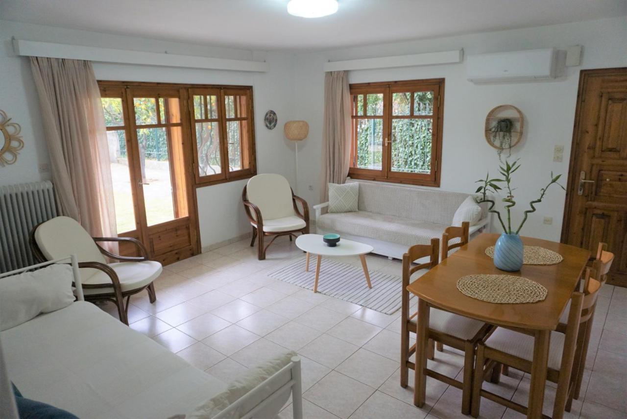 Epidaurus Small Theater Apartment מראה חיצוני תמונה